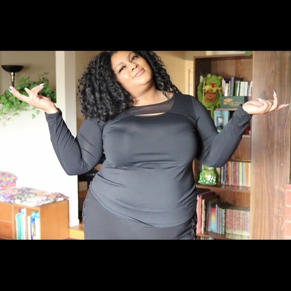 Lane Bryant Tops - 14/16 Livi Active Long Sleeve Caged Netted Top